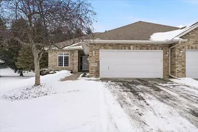10395 Lancaster Cove, Woodbury, MN 55129 - Photo 15