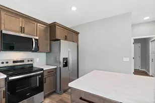 2125 13th St NW, Faribault, MN 55021 - Photo 13