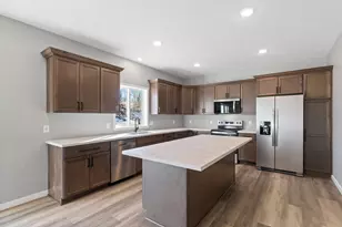 2125 13th St NW, Faribault, MN 55021 - Photo 11