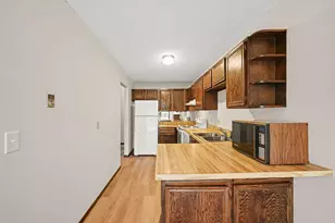 6925 MacBeth Cir, Woodbury, MN 55125 - Photo 11