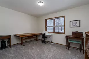 312 Lilac Ct, Waseca, MN 56093 - Photo 15