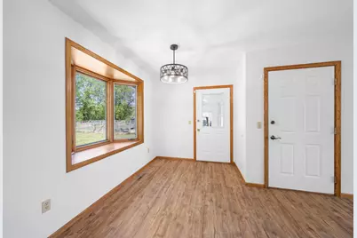 39094 Riverside Court, North Branch, MN 55056 - Photo 7