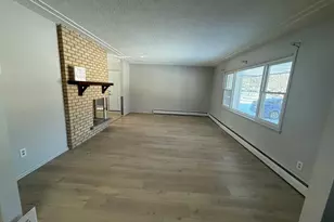 7849 Florida Cir N, Brooklyn Park, MN 55445 - Photo 3