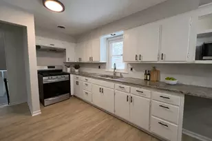 7849 Florida Cir N, Brooklyn Park, MN 55445 - Photo 11