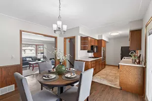 7533 Imperial Dr N, Brooklyn Park, MN 55443 - Photo 9