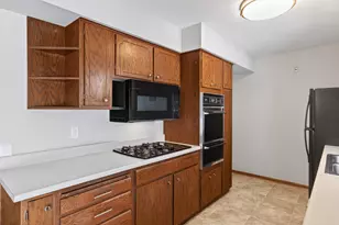 7533 Imperial Dr N, Brooklyn Park, MN 55443 - Photo 11