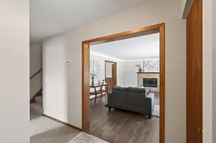 7533 Imperial Dr N, Brooklyn Park, MN 55443 - Photo 3