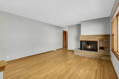 11109 Thomas Avenue S, Bloomington, MN 55431 - Photo 5