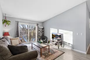 2063 N Park Dr, Saint Paul, MN 55119 - Photo 3