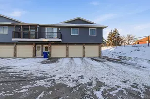 2063 N Park Dr, Saint Paul, MN 55119 - Photo 1