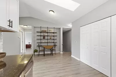 2063 N Park Drive #6, Saint Paul, MN 55119 - Photo 11