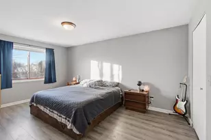 2063 N Park Dr, Saint Paul, MN 55119 - Photo 25