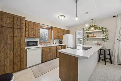 6766 E Shadow Lake Drive, Lino Lakes, MN 55014 - Photo 5