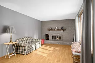 309 Bridge St, Shoreview, MN 55126 - Photo 5