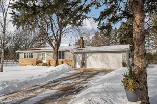 309 Bridge St, Shoreview, MN 55126 - Photo 3