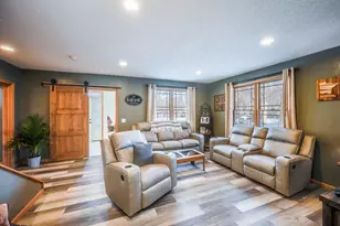 211 Dugan Street S, Welcome, MN 56181 - Photo 3