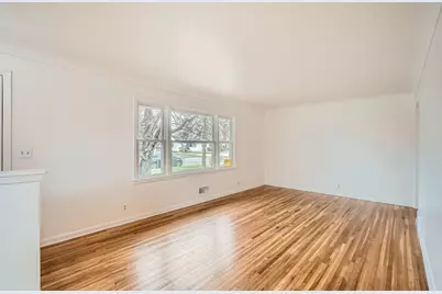 6300 Quebec Avenue N, Brooklyn Park, MN 55428 - Photo 9