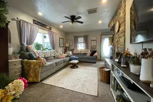 105 3rd Ave NE, Grand Meadow, MN 55936 - Photo 9