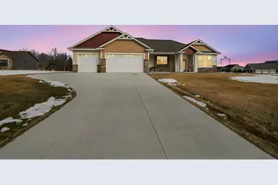 1013 Birch Avenue NE, Montgomery, MN 56069 - Photo 13