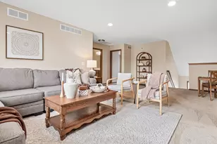 10759 Falling Water Ln, Woodbury, MN 55129 - Photo 15