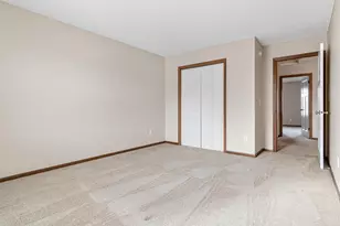 10759 Falling Water Ln, Woodbury, MN 55129 - Photo 23