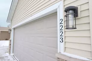 2223 Fairbanks Dr, North Mankato, MN 56003 - Photo 3