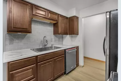 4575 W 80th Street Circle #116, Bloomington, MN 55437 - Photo 9