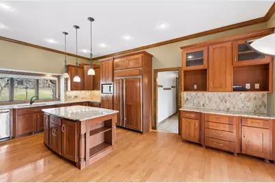 16787 Whittington Walk, Eden Prairie, MN 55346 - Photo 5