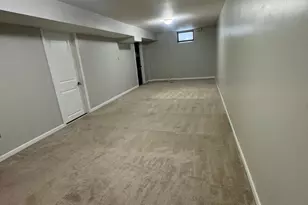 375 Lark Ave, Maplewood, MN 55117 - Photo 27