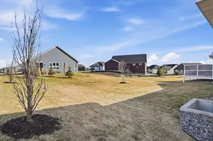 17936 Gresford Ln, Lakeville, MN 55044 - Photo 33