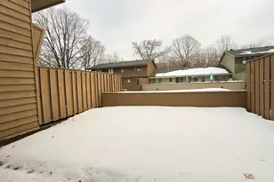 29 Walden St, Burnsville, MN 55337 - Photo 5