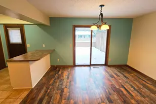 29 Walden St, Burnsville, MN 55337 - Photo 9