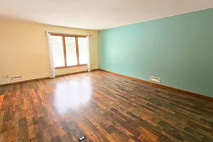 29 Walden St, Burnsville, MN 55337 - Photo 15