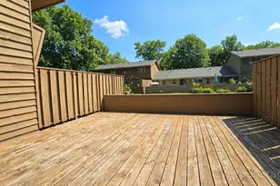 29 Walden St, Burnsville, MN 55337 - Photo 3