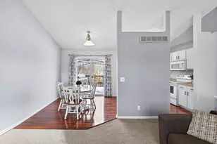 912 Kayla Cir, Belle Plaine, MN 56011 - Photo 7