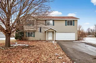 912 Kayla Cir, Belle Plaine, MN 56011 - Photo 1