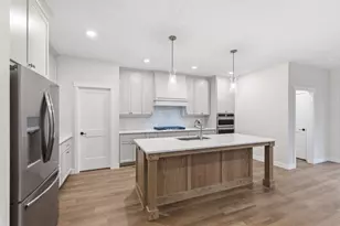 2793 Thompson Dr, River Falls, WI 54022 - Photo 9