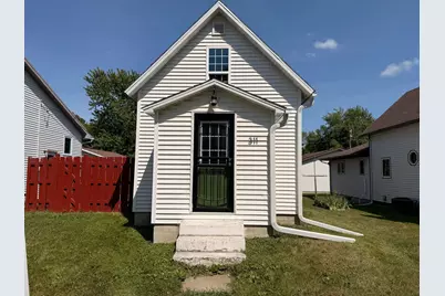 311 Washington Avenue, Hanska, MN 56041 - Photo 1