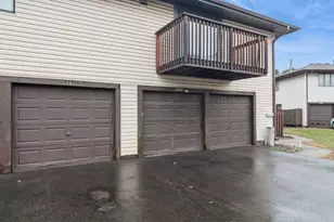 6444 84th Ct N, Brooklyn Park, MN 55445 - Photo 3