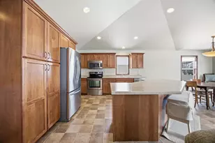 3648 Pierce St S, Fargo, ND 58104 - Photo 9