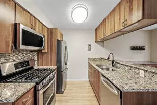 2934 Monterey Ave S, Saint Louis Park, MN 55416 - Photo 9