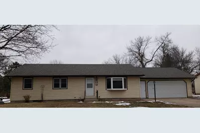 801 3rd Street SW, Wells, MN 56097 - Photo 37