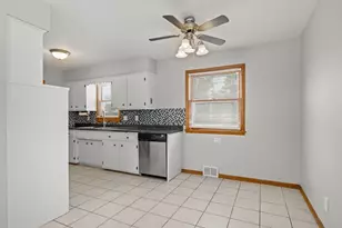 5956 5th St NE, Fridley, MN 55432 - Photo 9