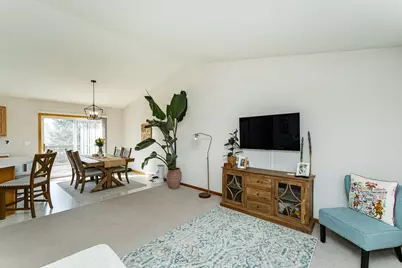 4862 Savannah Drive NW, Rochester, MN 55901 - Photo 5