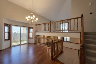 12000 Summerset Ln, Burnsville, MN 55337 - Photo 7