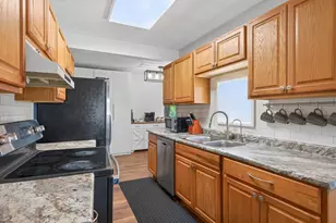 123 McKnight Rd N, Saint Paul, MN 55119 - Photo 11