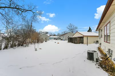 2009 Brookview Drive, Brooklyn Center, MN 55430 - Photo 25