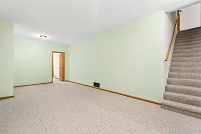 905 W Ridge Court, New Richmond, WI 54017 - Photo 17