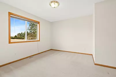 905 W Ridge Court, New Richmond, WI 54017 - Photo 11