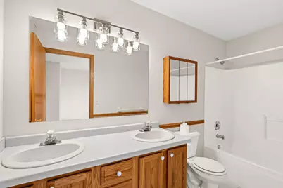 905 W Ridge Court, New Richmond, WI 54017 - Photo 13